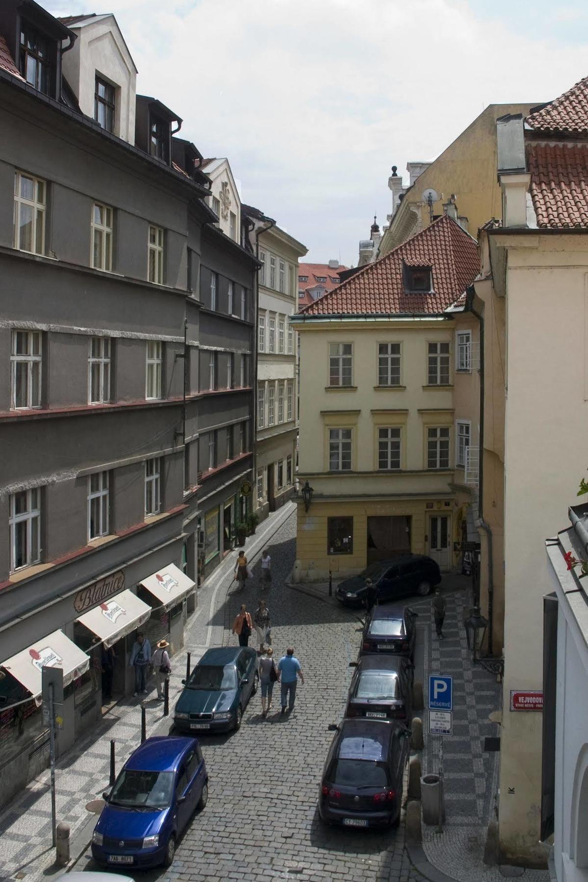 U Stare Pani - At The Old Lady Hotel Prague Exterior photo