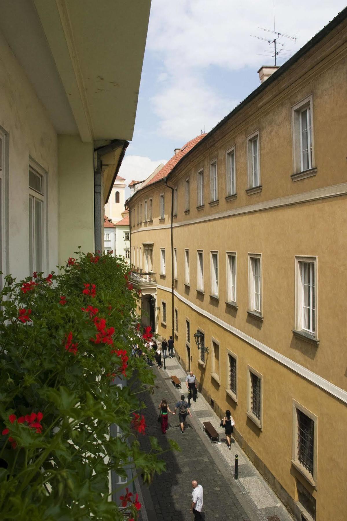 U Stare Pani - At The Old Lady Hotel Prague Exterior photo